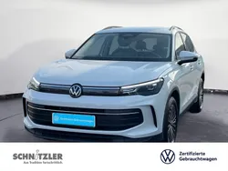 Weiß Gebraucht 2024 VW Tiguan Life SUV | 35.950 € (Superpreis)