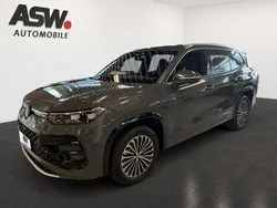 Grau Neu 2025 VW Tayron R-line SUV | 68.680 €