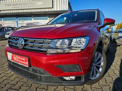 Ruby red metallic Gebraucht 2019 VW Tiguan Comfortline SUV | 20.000 € (Fairer Preis)
