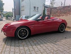 Rot Gebraucht 2000 Alfa Romeo Spider Cabrio | 10.550 €
