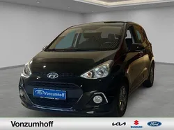 Schwarz Gebraucht 2016 Hyundai i10 Trend Kleinwagen | 7.999 € (Fairer Preis)