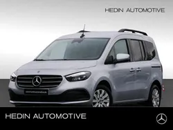 Silber Gebraucht 2024 Mercedes 180 Advantage Limousine | 29.988 € (Fairer Preis)