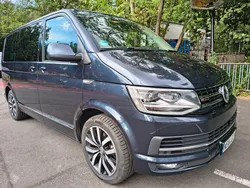 Blau Gebraucht 2017 VW T6 Van | 26.500 € (Guter Preis)
