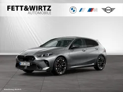 Skyscraper grau metallic Gebraucht 2024 BMW M135 Performance Kleinwagen | 46.900 € (Teuer)