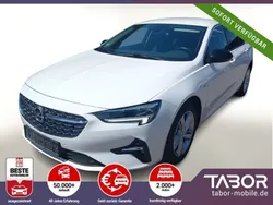 Weiss Gebraucht 2021 Opel Insignia Limousine | 15.788 € (Guter Preis)