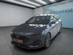 Blau Gebraucht 2023 Ford Focus ST-Line Kombi | 25.699 € (Fairer Preis)