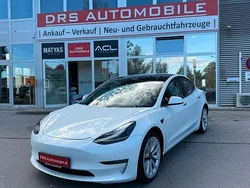 Weiß Gebraucht 2021 Tesla Model 3 Limousine | 23.900 € (Guter Preis)