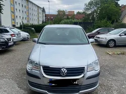 Silber Gebraucht 2009 VW Touran Van / Kleinbus | 1.999 € (Guter Preis)