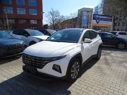 Weiß Gebraucht 2021 Hyundai Tucson Trend SUV | 26.900 € (Superpreis)