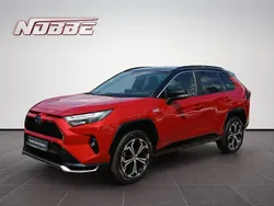 Karminarot metallic/tiefschwarz metallic (metallic) Gebraucht 2022 Toyota RAV4 Hybrid Style SUV | 43.500 € (Fairer Preis)