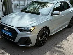 Grau Gebraucht 2020 Audi A1 Sportback S-Line Kleinwagen | 19.990 € (Guter Preis)