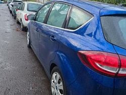 Blau Gebraucht 2016 Ford C-MAX Cool & Connect Van / Kleinbus | 9.700 € (Guter Preis)