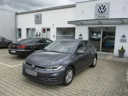 Grau Gebraucht 2022 VW Polo Style SUV | 19.890 € (Fairer Preis)