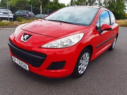 Rot Gebraucht 2009 Peugeot 207 Filou Kleinwagen | 1.990 € (Fairer Preis)