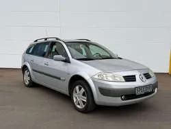 Grau Gebraucht 2006 Renault Mégane GrandTour Dynamique Kombi | 2.690 € (Fairer Preis)