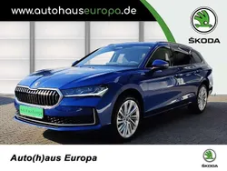 Atlantik blau metallic Neu 2025 Skoda Superb LAURIN & KLEMENT Kombi | 55.990 € (Etwas zu teuer)