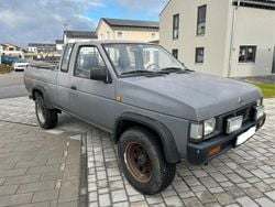 Grün Gebraucht 1993 Nissan King Abholung | 8.500 €