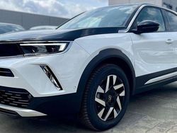 Weiß jade weiss/arktis weiss (metallic) Gebraucht 2022 Opel Mokka Elegance SUV | 20.480 € (Fairer Preis)