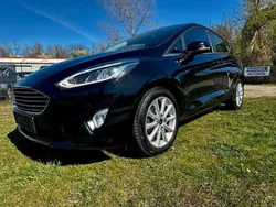 Schwarz Gebraucht 2017 Ford Fiesta Titanium Kleinwagen | 8.600 € (Fairer Preis)