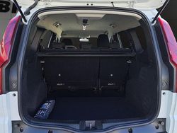 Weiß Gebraucht 2023 Dacia Jogger Extreme Van / Kleinbus | 17.890 € (Fairer Preis)