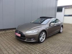 Gebraucht 2016 Tesla Model S Kleinwagen | 17.900 € (Teuer)
