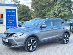 Grau Gebraucht 2016 Nissan Qashqai 360º SUV | 14.390 € (Fairer Preis)