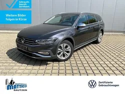 Grau Gebraucht 2021 VW Passat Alltrack Kombi | 28.459 € (Fairer Preis)
