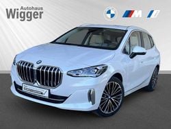 Weiss Gebraucht 2022 BMW 223 Active Tourer Luxury Line Van / Kleinbus | 27.900 € (Superpreis)