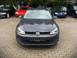 Grau Gebraucht 2017 VW Golf VII Comfortline Limousine | 7.790 € (Superpreis)