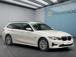 Gebraucht 2022 BMW 330e Kombi | 26.499 € (Superpreis)