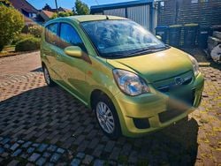 Grün Gebraucht 2008 Daihatsu Cuore Kleinwagen | 1.999 € (Fairer Preis)