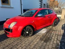 Rot Gebraucht 2010 Alfa Romeo MiTo Kleinwagen | 3.100 €