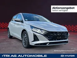 Grau Gebraucht 2024 Hyundai i20 Trend Limousine | 19.390 € (Fairer Preis)