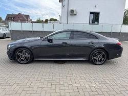 Grau Gebraucht 2023 Mercedes CLS220 AMG line Limousine | 40.900 € (Fairer Preis)