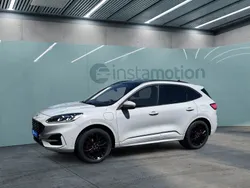 Grau Gebraucht 2024 Ford Kuga ST-Line X SUV | 35.673 € (Fairer Preis)