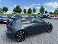 Blau Gebraucht 2017 VW Golf VII GTI Limousine | 18.790 € (Superpreis)