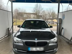 Grau Gebraucht 2010 BMW 528 Limousine | 13.000 €