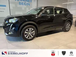 Perlanera schwarz Gebraucht 2022 Peugeot e-2008 Active SUV | 15.599 € (Superpreis)