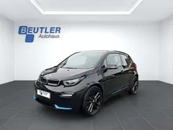Fluid black mit akzent blau Gebraucht 2022 BMW i3 Performance Kleinwagen | 22.850 € (Fairer Preis)