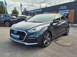 Schwarz Gebraucht 2015 Hyundai i30 Sport Limousine | 11.990 € (Etwas zu teuer)