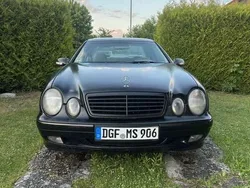 Gebraucht 2001 Mercedes CLK230 Elegance Coupé | 1.000 €