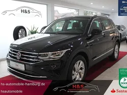 Deep black perleffekt Gebraucht 2023 VW Tiguan Elegance SUV | 36.900 € (Fairer Preis)