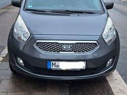 Grau Gebraucht 2010 Kia Venga Kleinwagen | 6.900 € (Guter Preis)