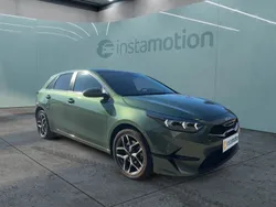 Grün Gebraucht 2023 Kia Ceed Spirit Limousine | 25.989 € (Fairer Preis)