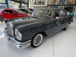 Grau Gebraucht 1962 Mercedes 220 Limousine | 16.000 €