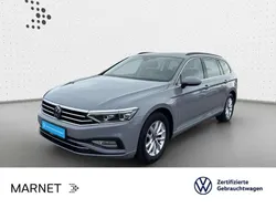 Mondsteingrau Gebraucht 2023 VW Passat Business Kombi | 26.430 € (Fairer Preis)