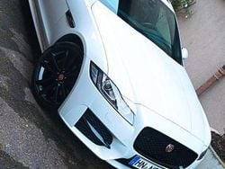 Weiß Gebraucht 2018 Jaguar XF R-Sport Limousine | 19.999 € (Fairer Preis)