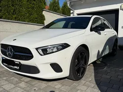 Weiß Gebraucht 2020 Mercedes 180 Limousine | 22.300 €