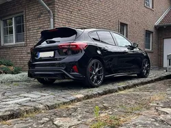 Schwarz Gebraucht 2024 Ford Focus STX Limousine | 35.000 € (Etwas zu teuer)