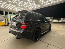 Schwarz Gebraucht 2006 Mercedes ML63 AMG AMG SUV | 12.500 € (Guter Preis)